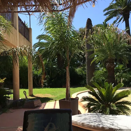 Pensión La Mandarinette