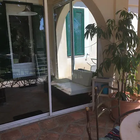 La Mandarinette لا سين سور مير