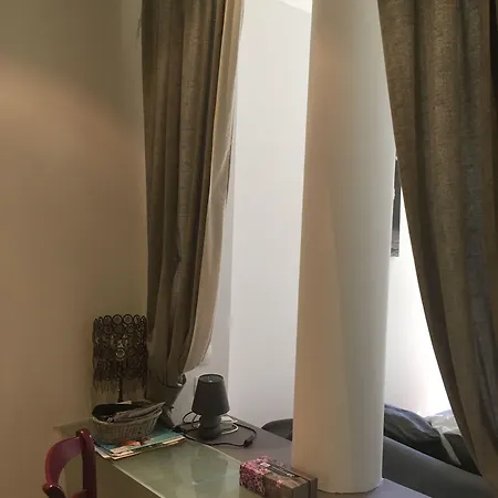 La Mandarinette ラ・セーヌ・シュル・メール