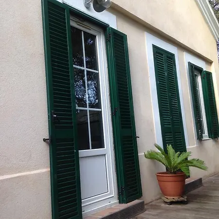 Casa de hóspedes La Mandarinette 3*